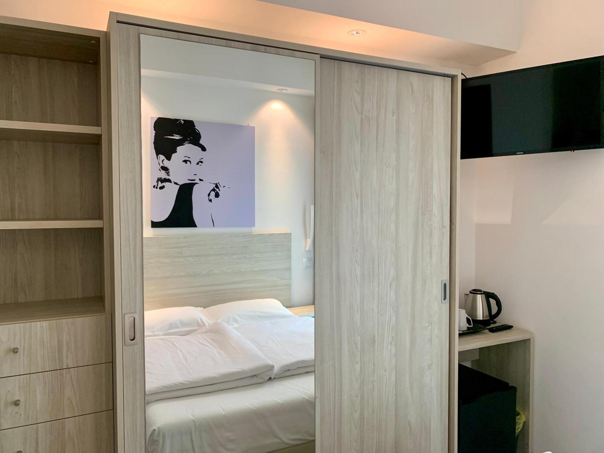 Hotel Italia Γκάρντα Εξωτερικό φωτογραφία
